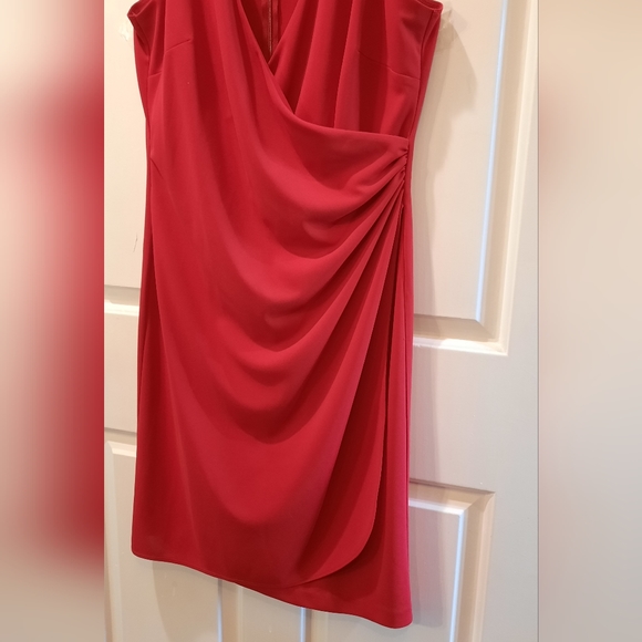 Express Red Wrap Front Sleeveless Dress size 9/10 - Picture 5 of 14